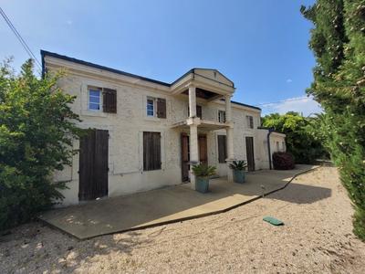 Maison - 170 m² - 7 pièces