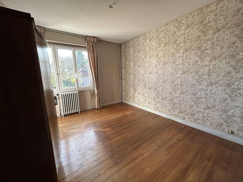 Maison - 140 m² - 7 pièces