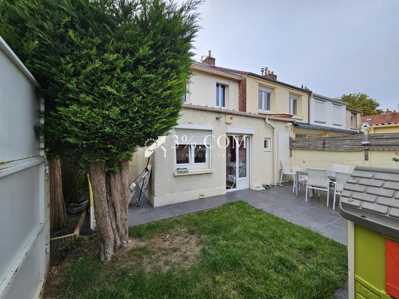 Maison - 81 m² - 5 pièces