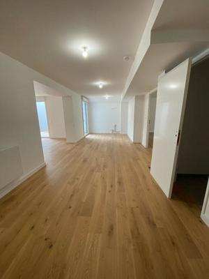 Appartement - 95 m² - 3 pièces