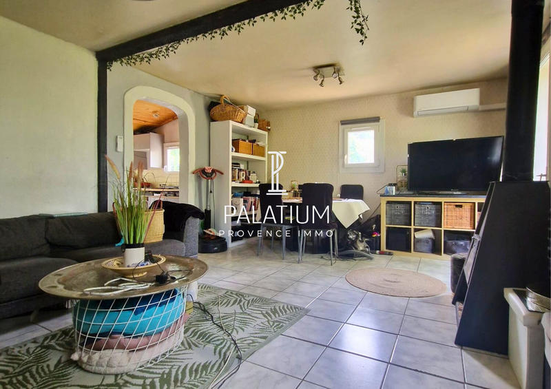 Maison - 200 m² - 11 pièces