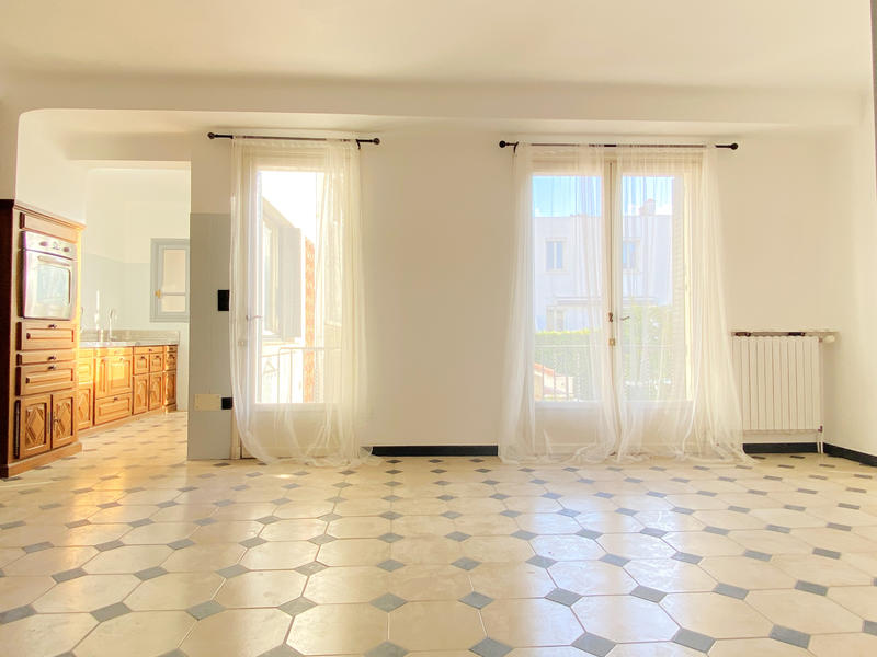 Maison - 186 m² - 5 pièces