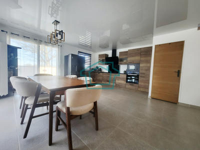 Maison - 100 m² - 5 pièces