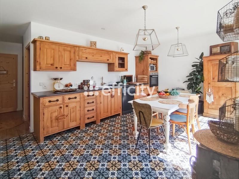 Maison - 85 m² - 4 pièces