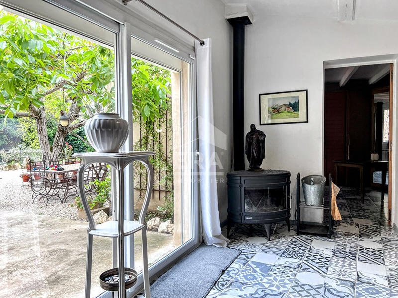 Maison - 200 m² - 6 pièces