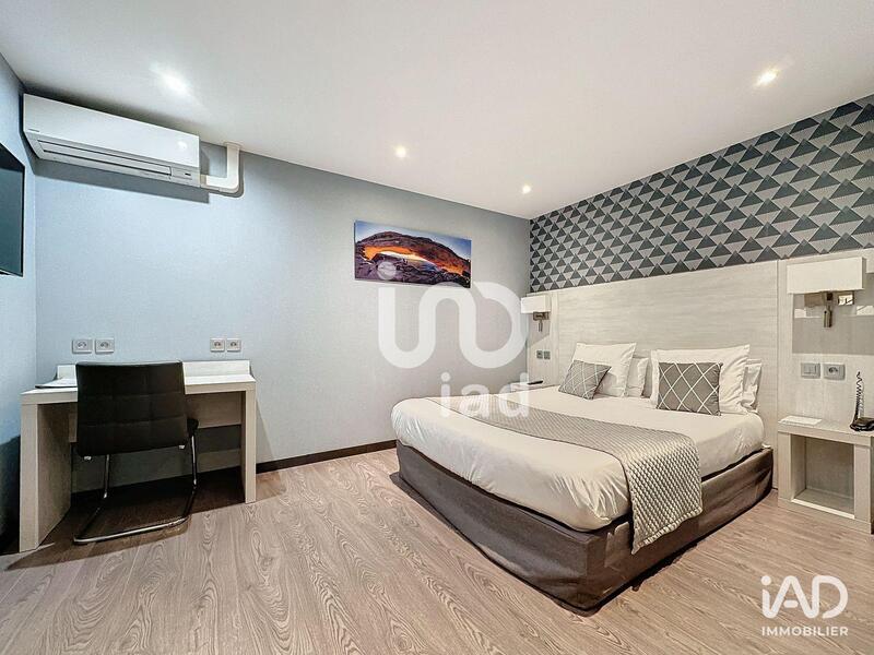 Local commercial - 1 750 m²