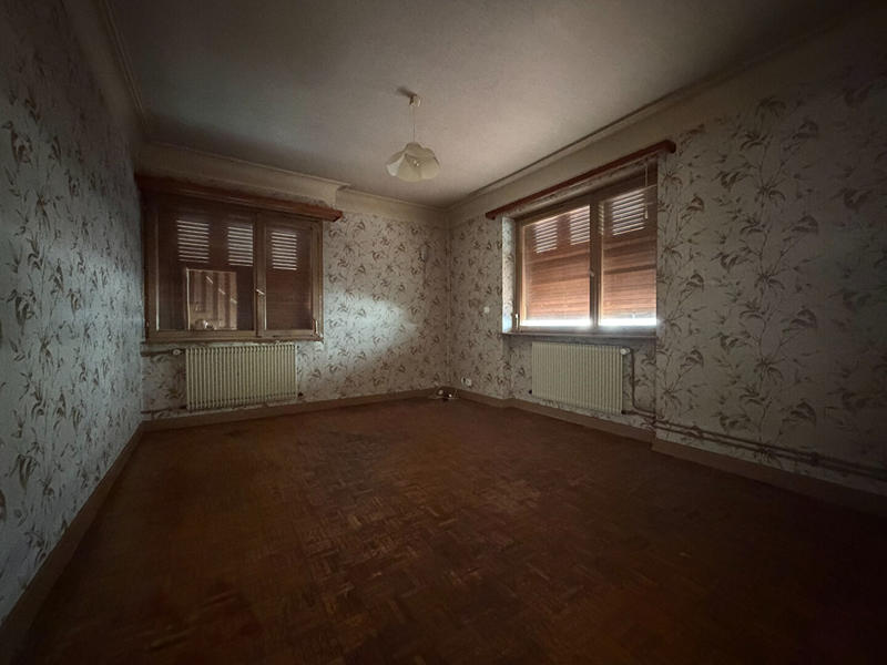 Maison - 135 m² - 6 pièces