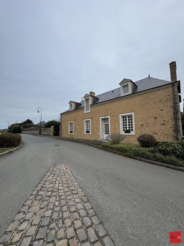 Maison ancienne - 173 m² - 7 pièces