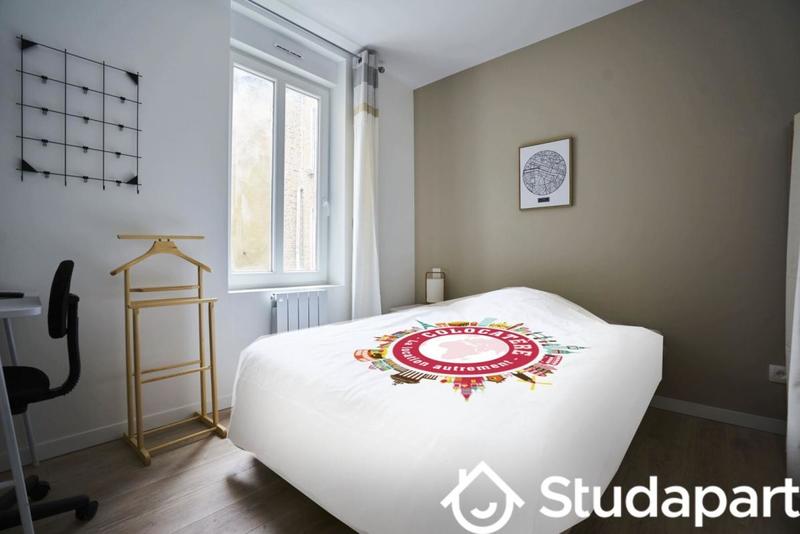 Chambre - 11 m² - 1 pièce