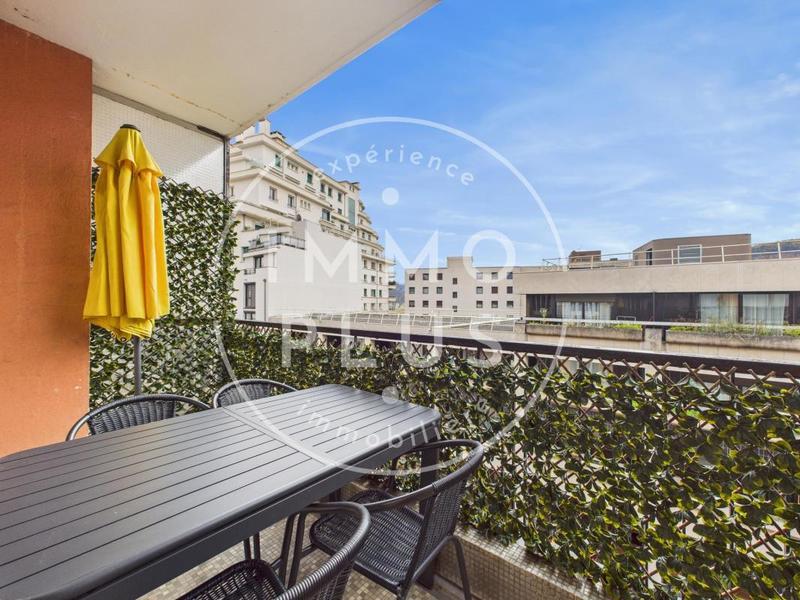 Appartement - 60 m² - 3 pièces