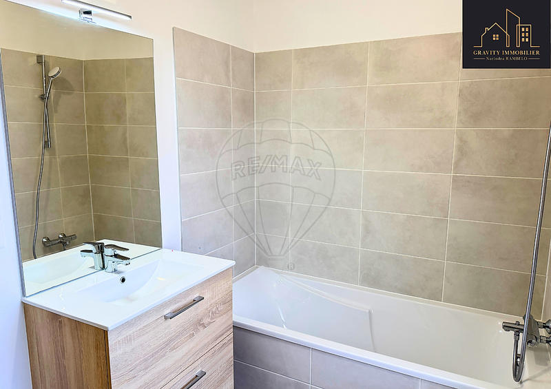 Maison - 103 m² - 5 pièces