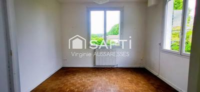 Maison - 179 m² - 9 pièces