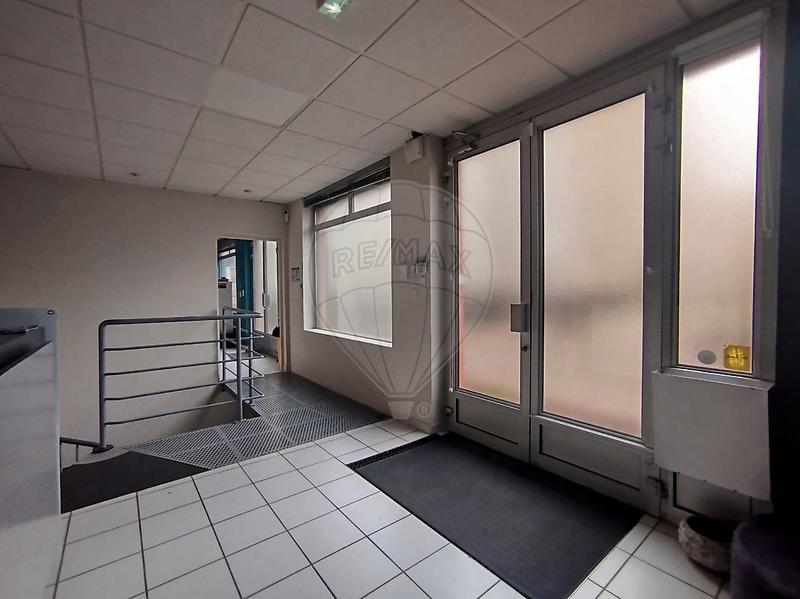 Bureau - 226 m² - 6 pièces