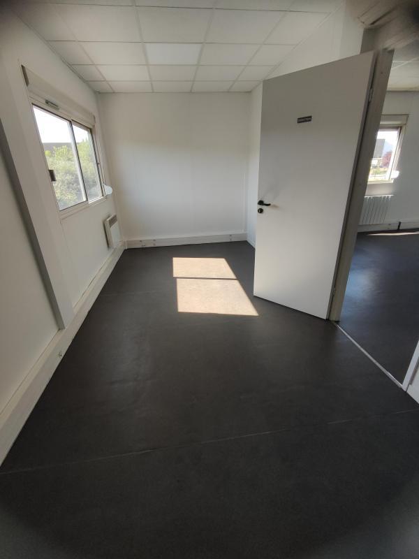 Entrepôt - 2 024 m²