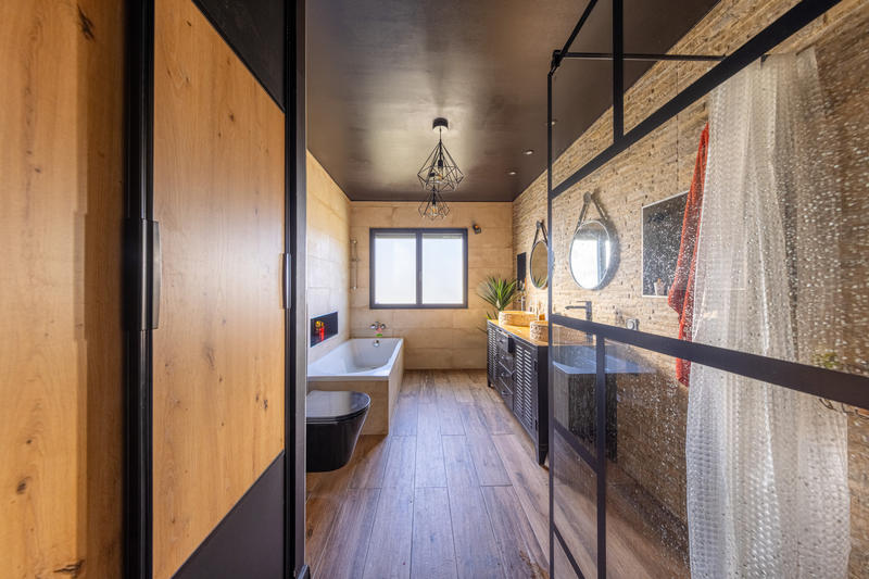 Maison - 177 m² - 5 pièces