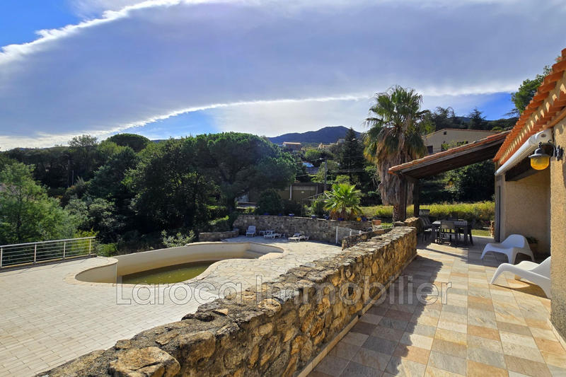 Villa - 164 m² - 5 pièces