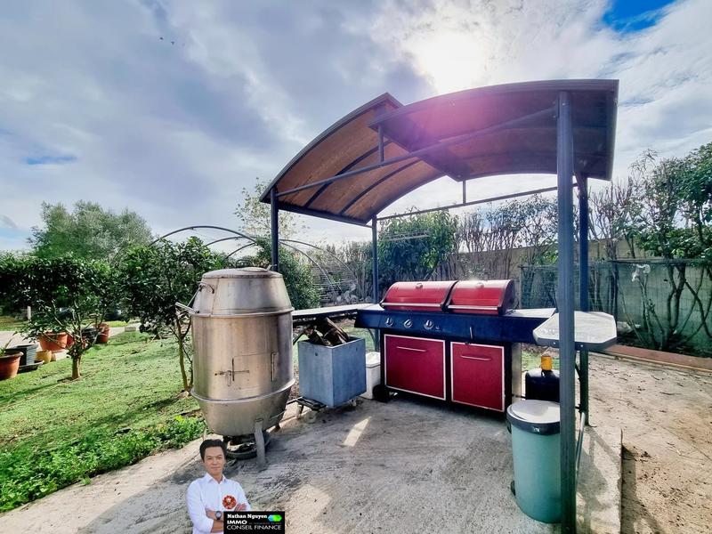 Maison - 181 m² - 8 pièces