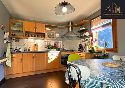 Maison - 110 m² - 5 pièces