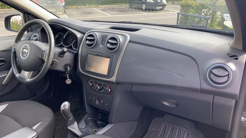 Dacia Sandero Stepway II 1.5 dCi 90 Prestige - Entretien constructeur