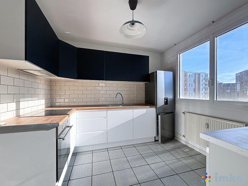 Appartement - 79 m² - 4 pièces