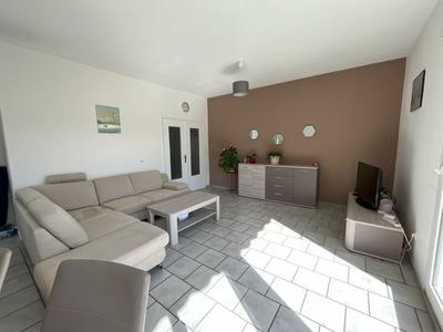 Appartement - 75 m² - 3 pièces