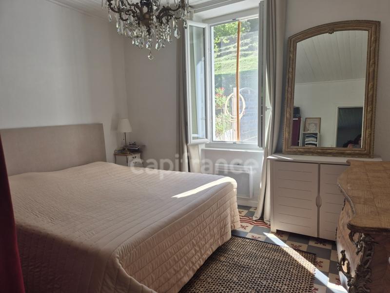 Maison - 104 m² - 4 pièces