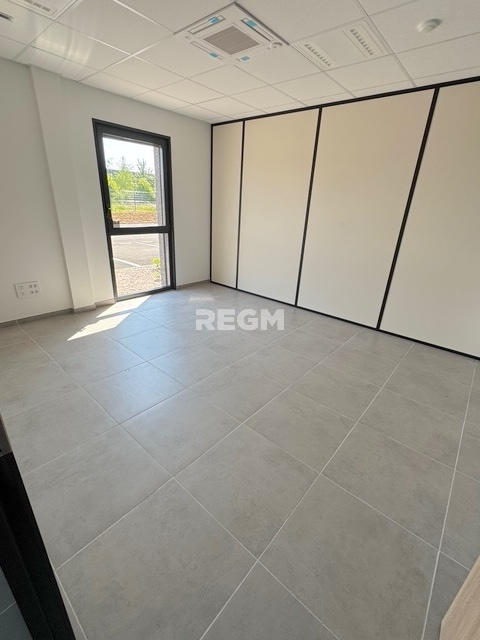 Local commercial - 960 m²