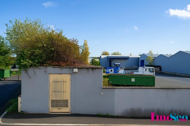 Local d'activité / Entrepôt - 1 826 m²