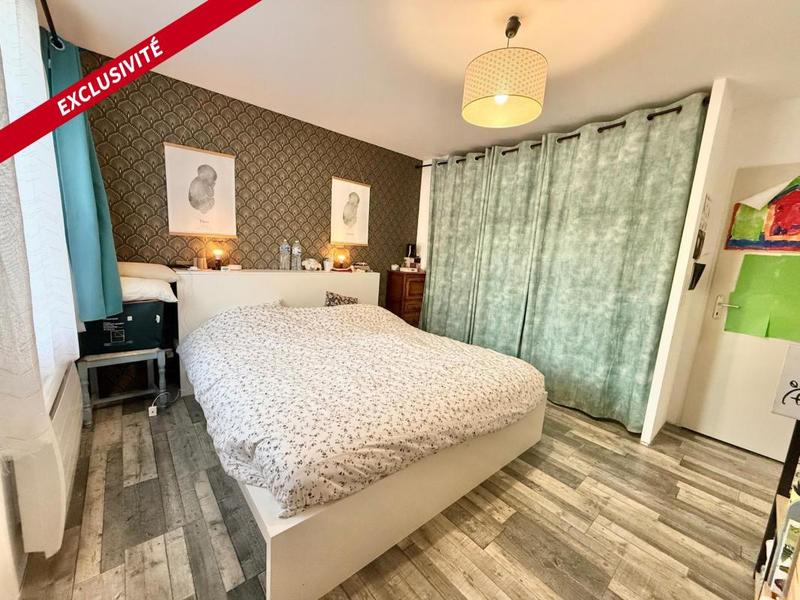 Maison - 90 m² - 5 pièces