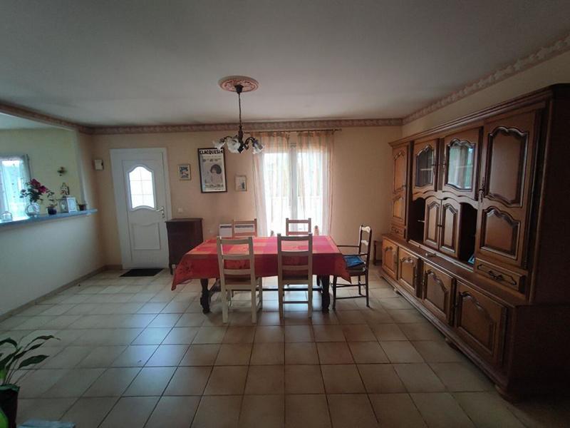 Maison - 93 m² - 5 pièces