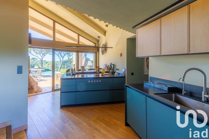 Maison de maîtres - 365 m² - 6 pièces