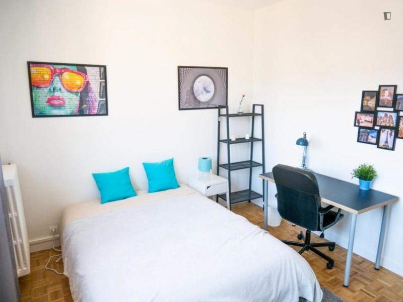 Chambre - 15 m² - 4 pièces
