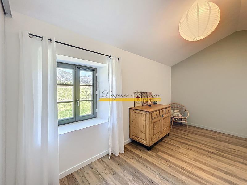 Maison - 194 m² - 7 pièces