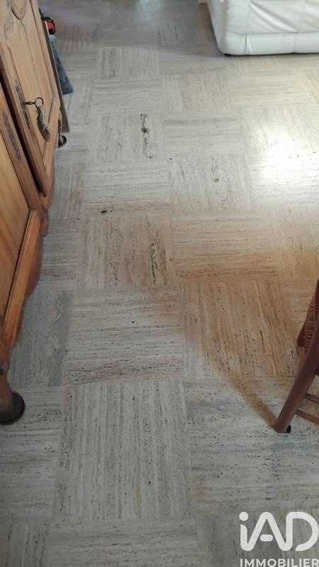 Maison - 220 m² - 10 pièces