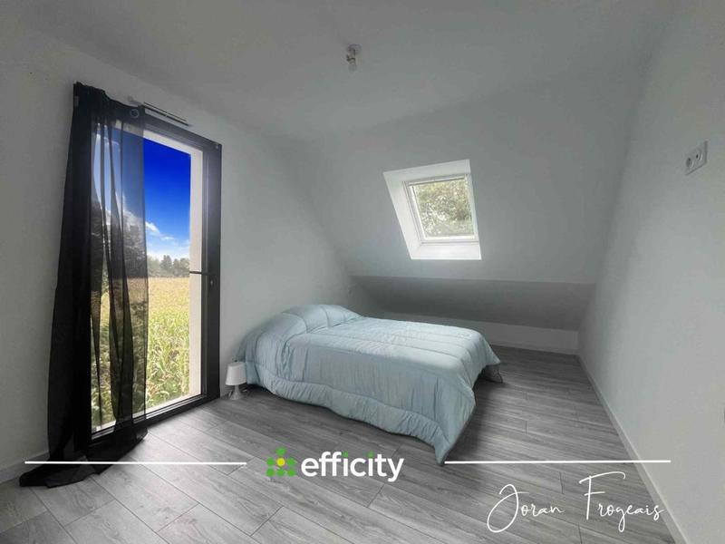 Maison - 137 m² - 8 pièces