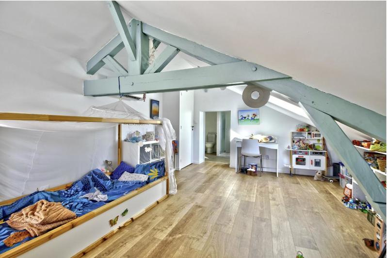 Maison - 193 m² - 8 pièces