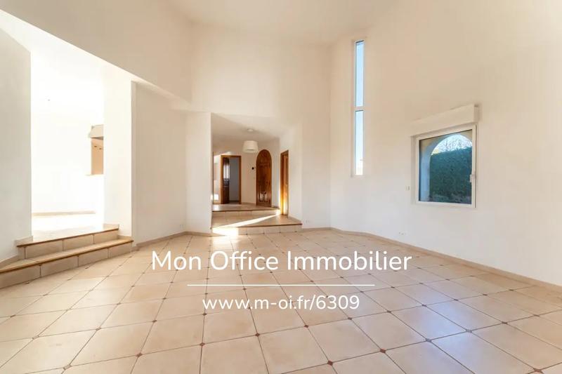 Maison - 178 m² - 6 pièces