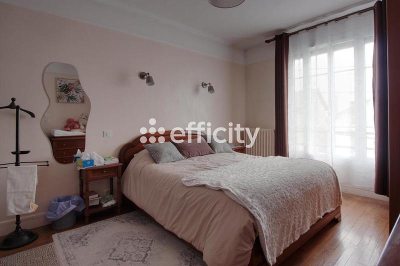 Maison - 140 m² - 7 pièces