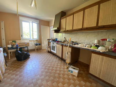 Maison - 102 m² - 6 pièces