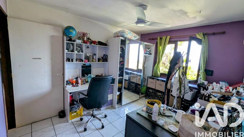 Maison - 98 m² - 4 pièces