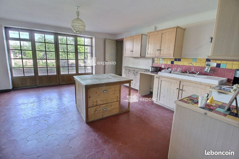 Maison - 182 m² - 6 pièces