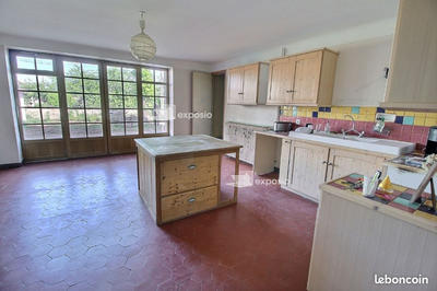 Maison - 182 m² - 6 pièces