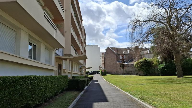 Appartement - 75 m² - 5 pièces