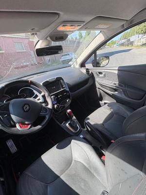 Renault Clio IV Rs Trophy 220 n°1066 Full