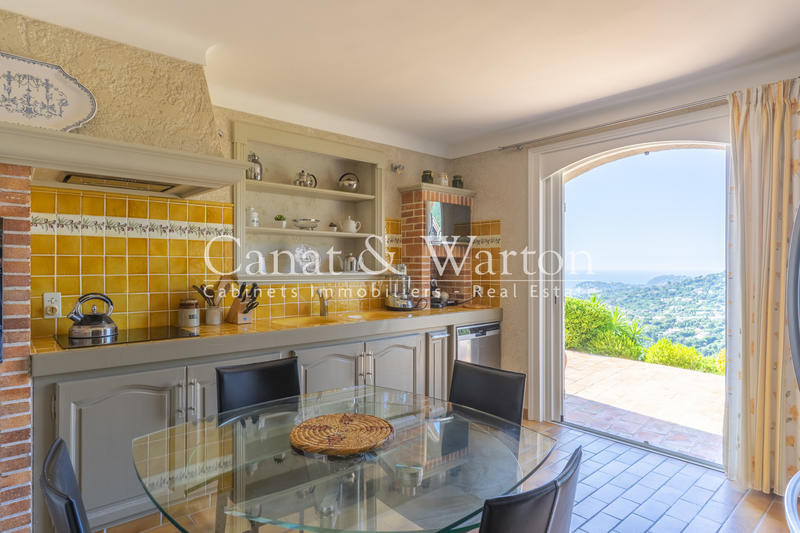 Villa - 240 m² - 7 pièces