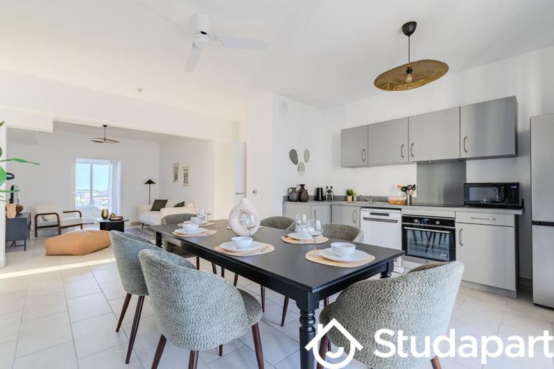 Chambre - 12 m² - 1 pièce