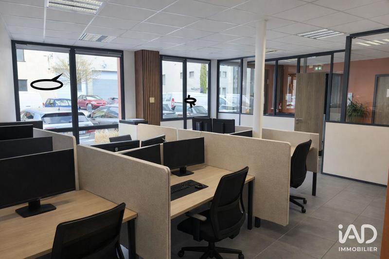 Local commercial - 564 m²