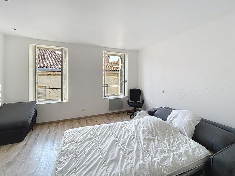 Local commercial - 118 m² - 4 pièces