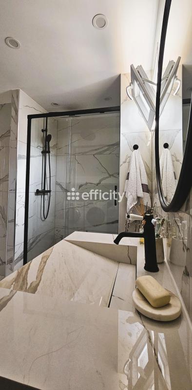 Pavillon - 156 m² - 6 pièces