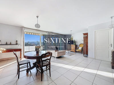 Appartement - 107 m² - 4 pièces